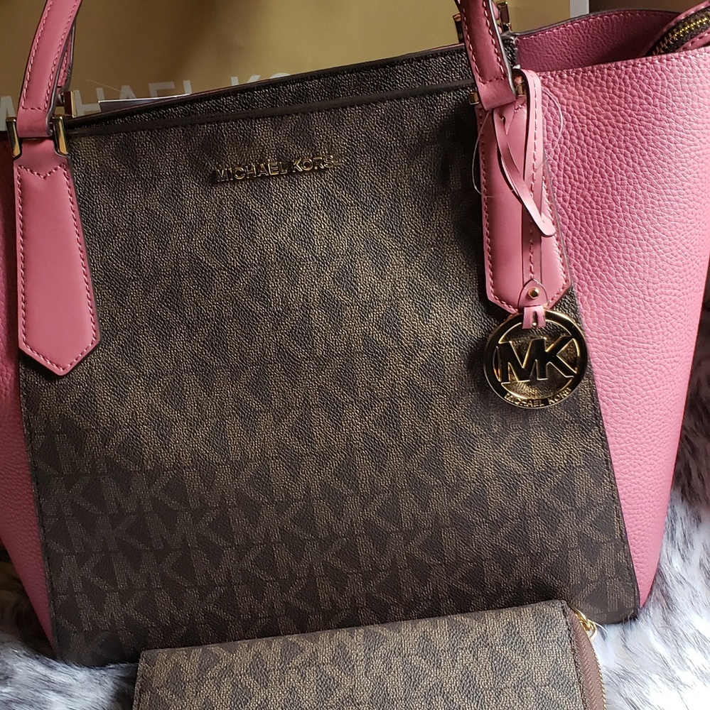 MICHEAL KORS TOTE